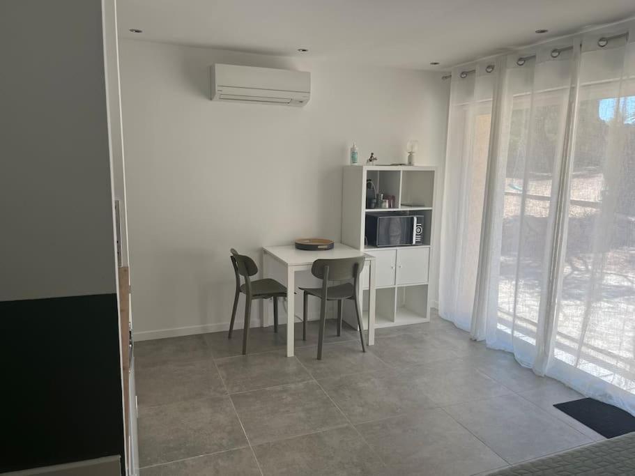 Apartment Studio Rez-de-villa, Proche Centre Ajaccio (Corsica)